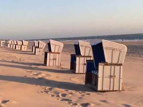 Haus Morelia Апартаменты Вестерланд